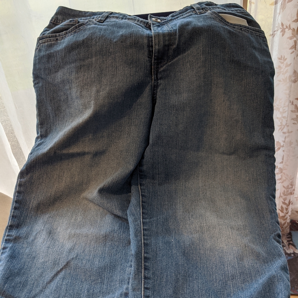 Sonoma Capri jeans Size 16